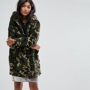 Pull&Bear Hooded Teddy Coat 🐻